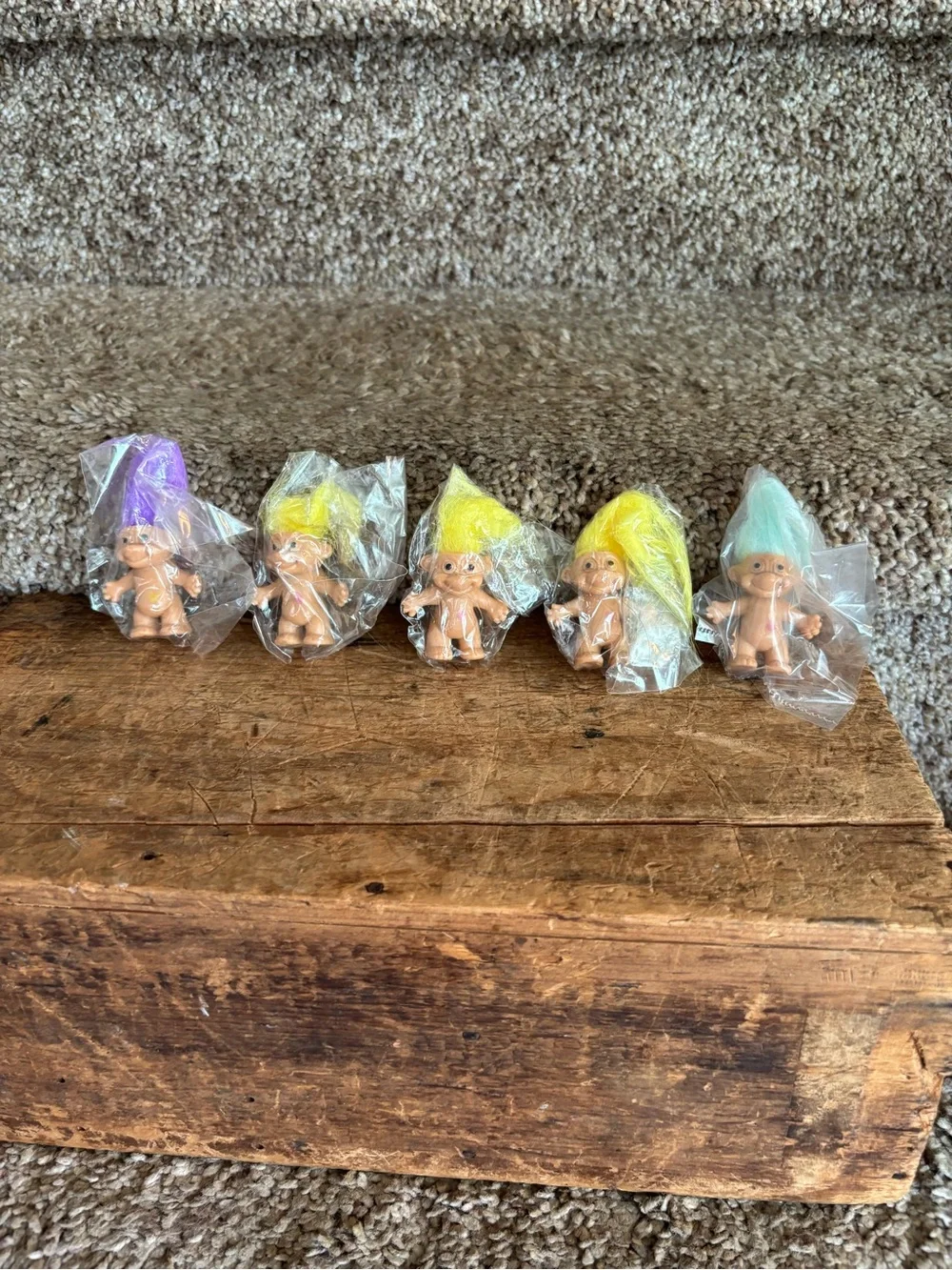 Vintage Style Mini Troll Dolls - Assorted Pastel Hair (Set of 5)